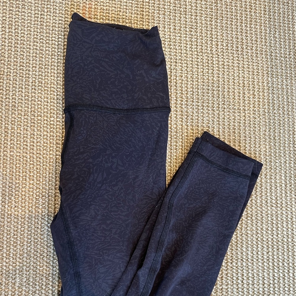 Lululemon Black Pattern Wunder Train Leggings - image 2
